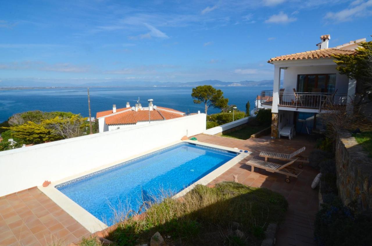 Villa Garbinell L'Escala Exterior photo